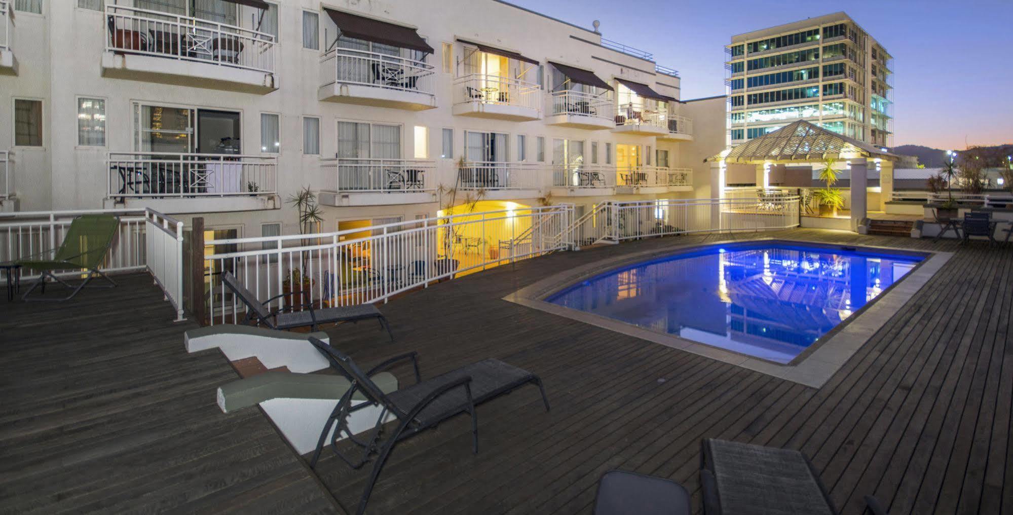 Il Centro Apartment Hotel Cairns Dış mekan fotoğraf